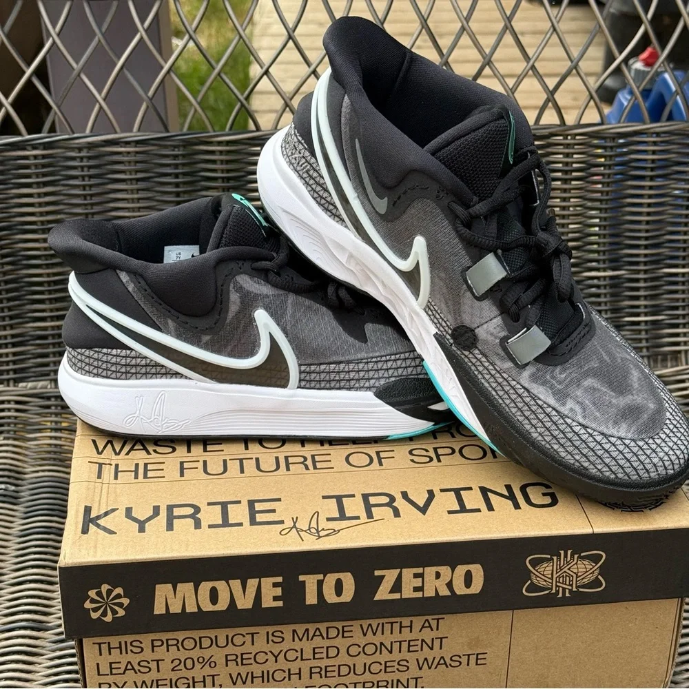 NIB NIKE Kyrie 8 GO Orca black menta GS 7Y basketball shoes athletic NEW